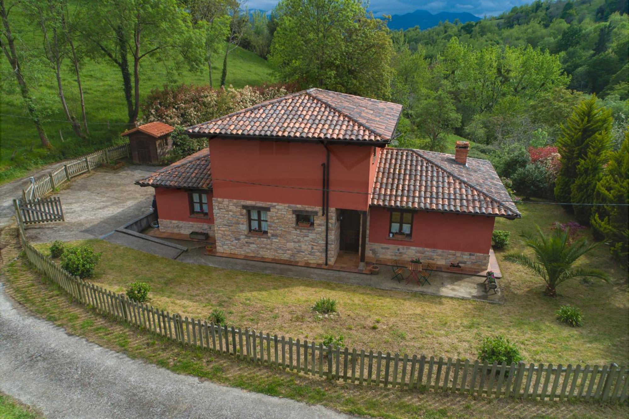La Coqueta Del Sueve Villa Arriondas Kültér fotó